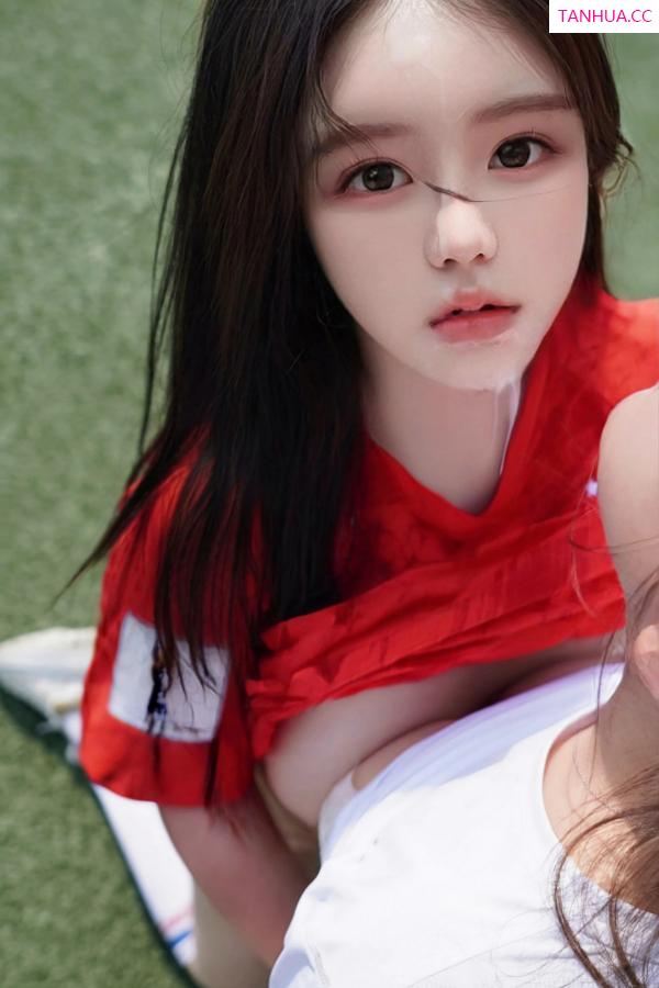 [XiuRen]高清写真图 2024.06.20 No.8733 小薯条nienie 美腿丝袜